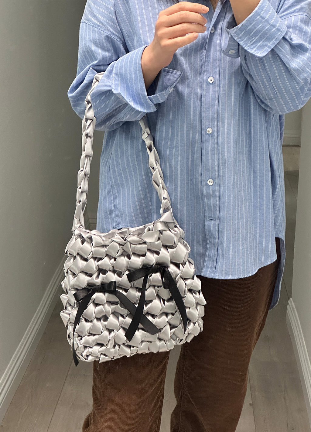 Satin Square Bag S (Silver)